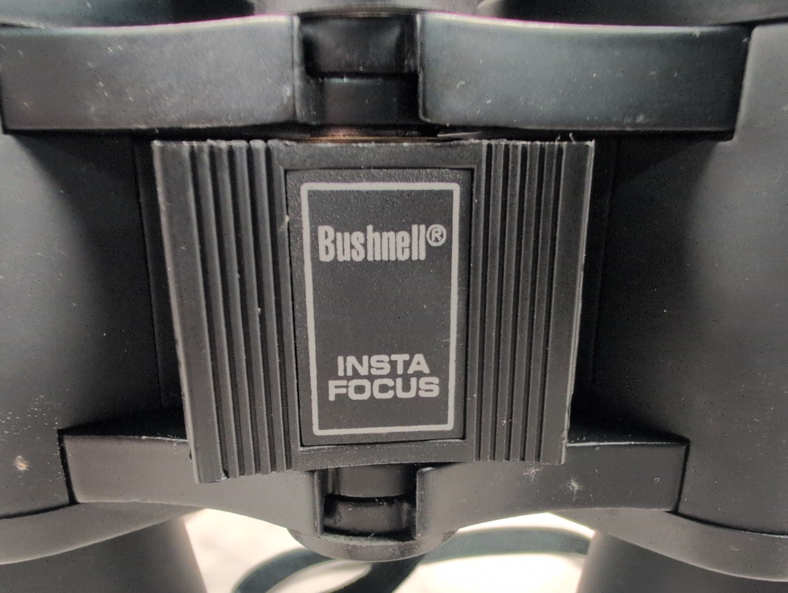 Bushnell Falcon 10×50 InstaFocus NEW
