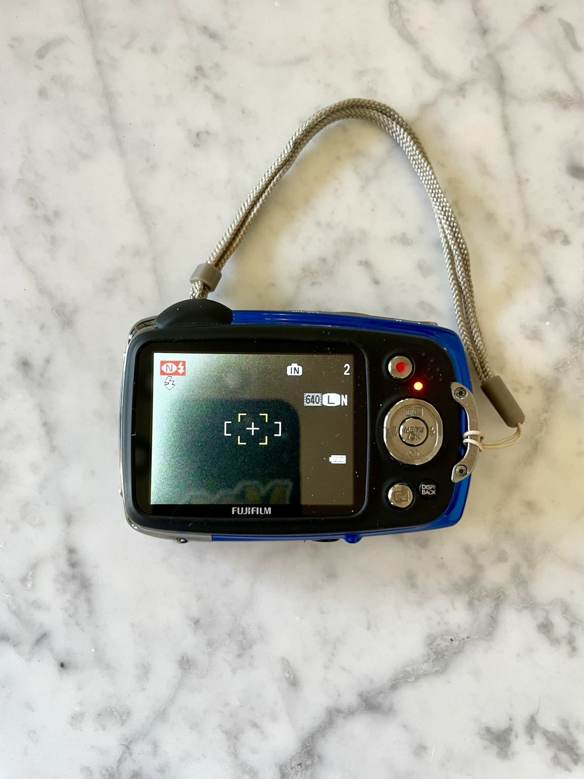 Fujifilm FinePix XP 14-16.9MP Waterproof Shockproof Freeze Proof Blue w/ Case