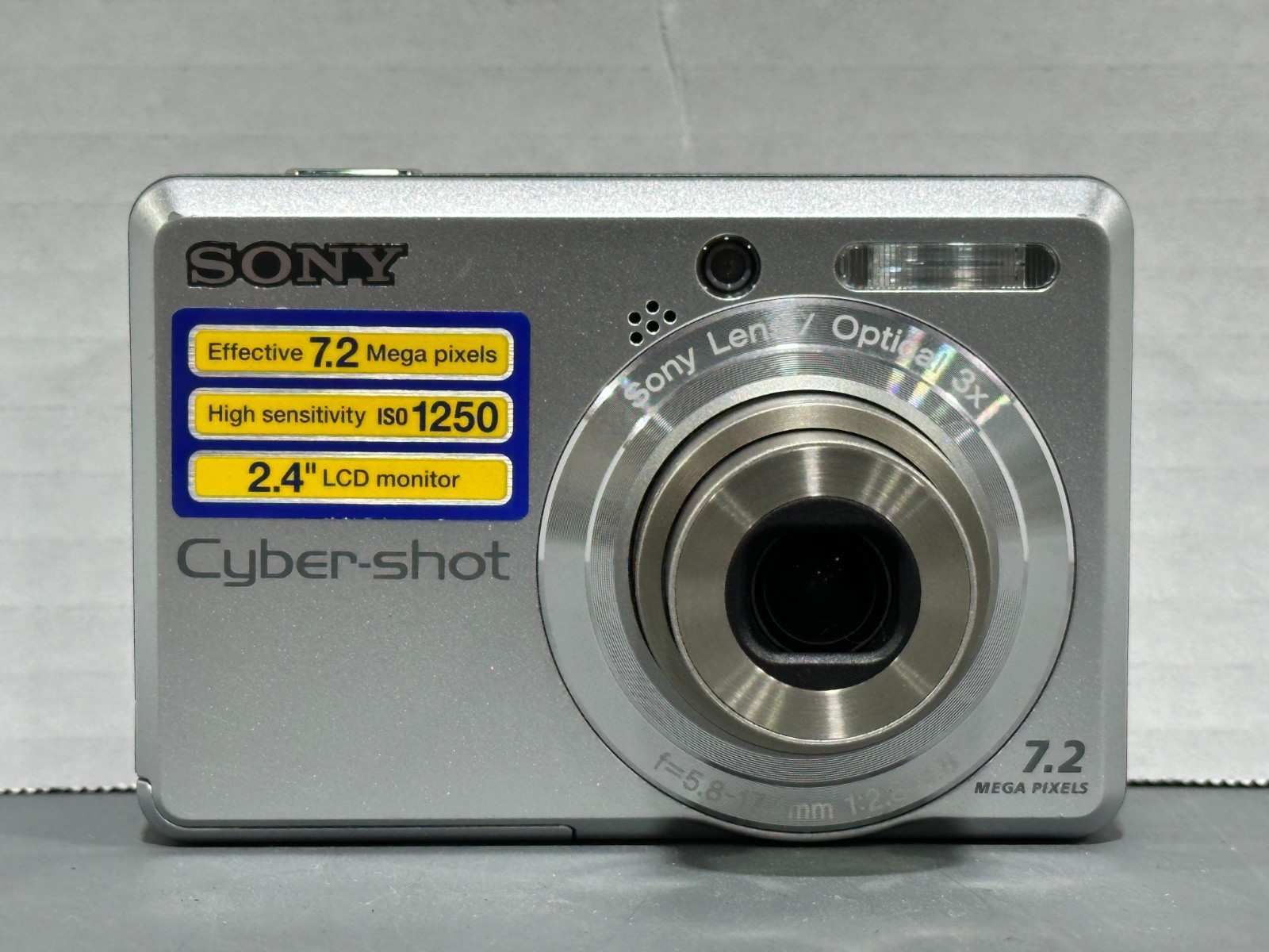 Sony Cyber-Shot DSC-S730 7.2 MP 3x Opt. Zoom Compact Digital Camera No Batteries