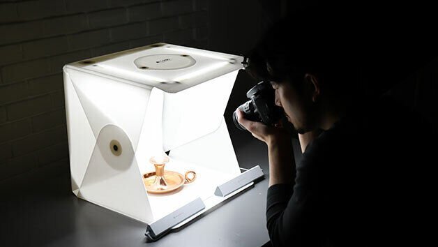 Foldio2 Plus (15″ All-in-one Foldable Light Photo Studio Box) by ORANGEMONKIE