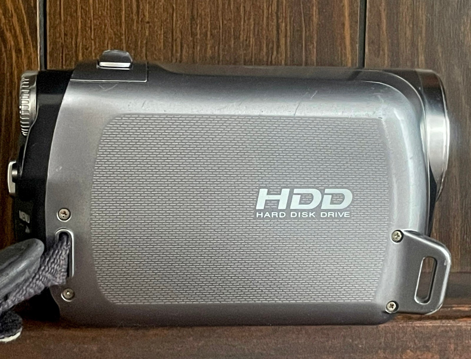 Panasonic SDR-H40 GB Hard Drive Camcorder Bundle Battery/Charger Cables Case