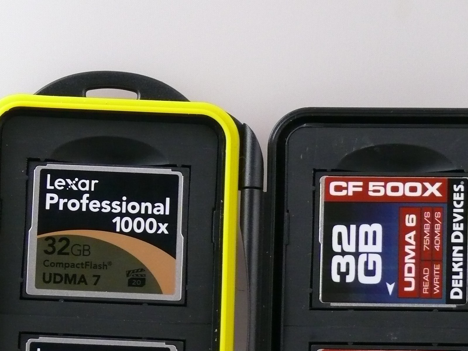 Lot of 2 Lexar 32GB Compact Flash UDMA7, 1000x, 160MB/s 2 Delkin 32 gb NICE CASE