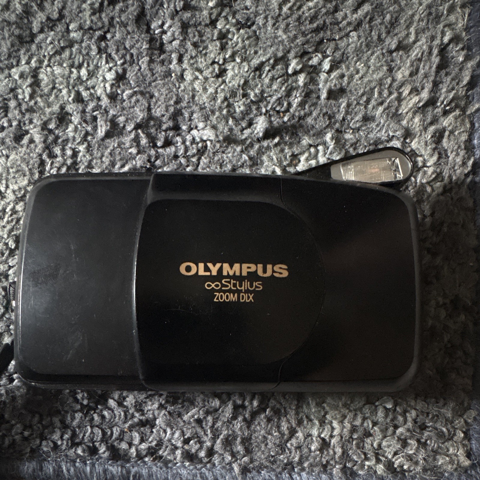Olympus Stylus Zoom DLX Point & Shoot 35mm Film Camera Auto Focus Flash Black