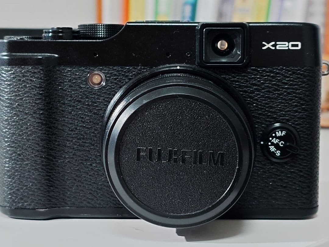 Working FUJIFILM X20