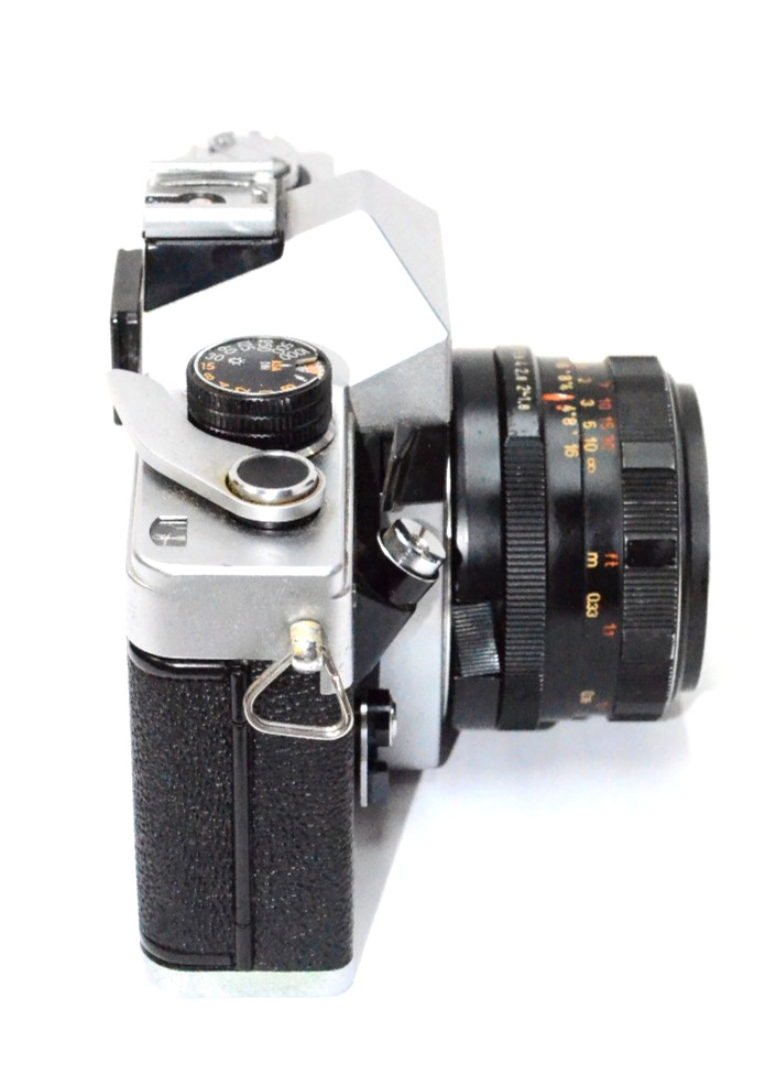 PRAKTICA LTL 35MM Camera w/PENTACON Auto 50MM f/1.8 Lens & Leather Case -READ-