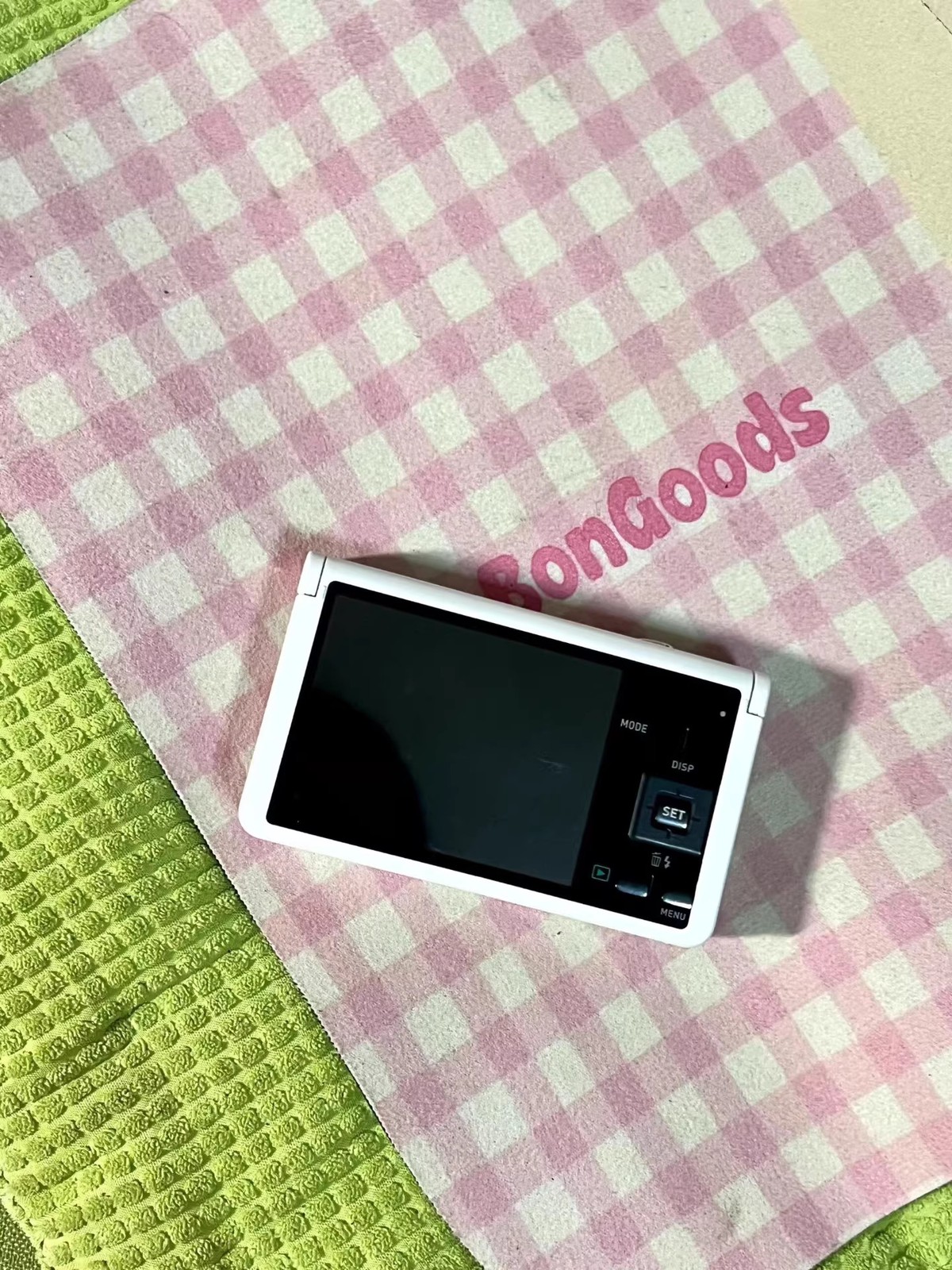 Casio digital camera EXILIM EX-ZR50 compact White Bluetooth Wi-Fi-