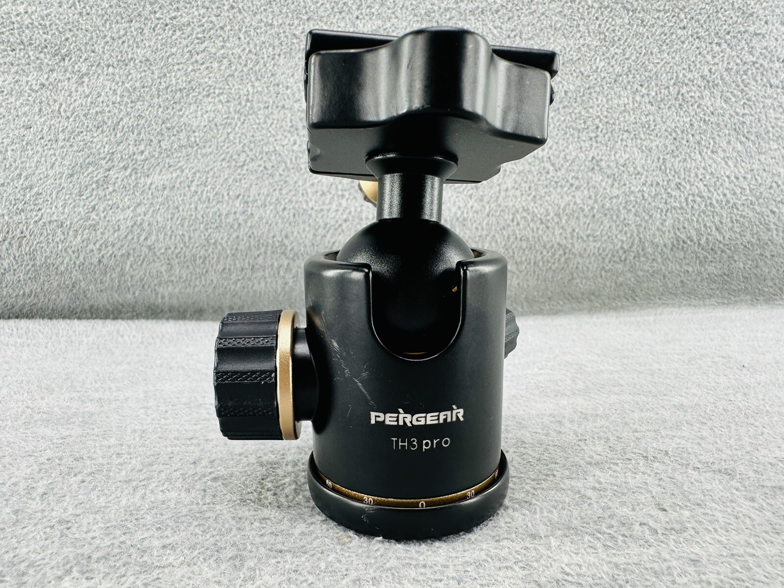 PERGEAR TH3 PRO – Tripod Ball Head Professional 360 Fluid Rotation Y1