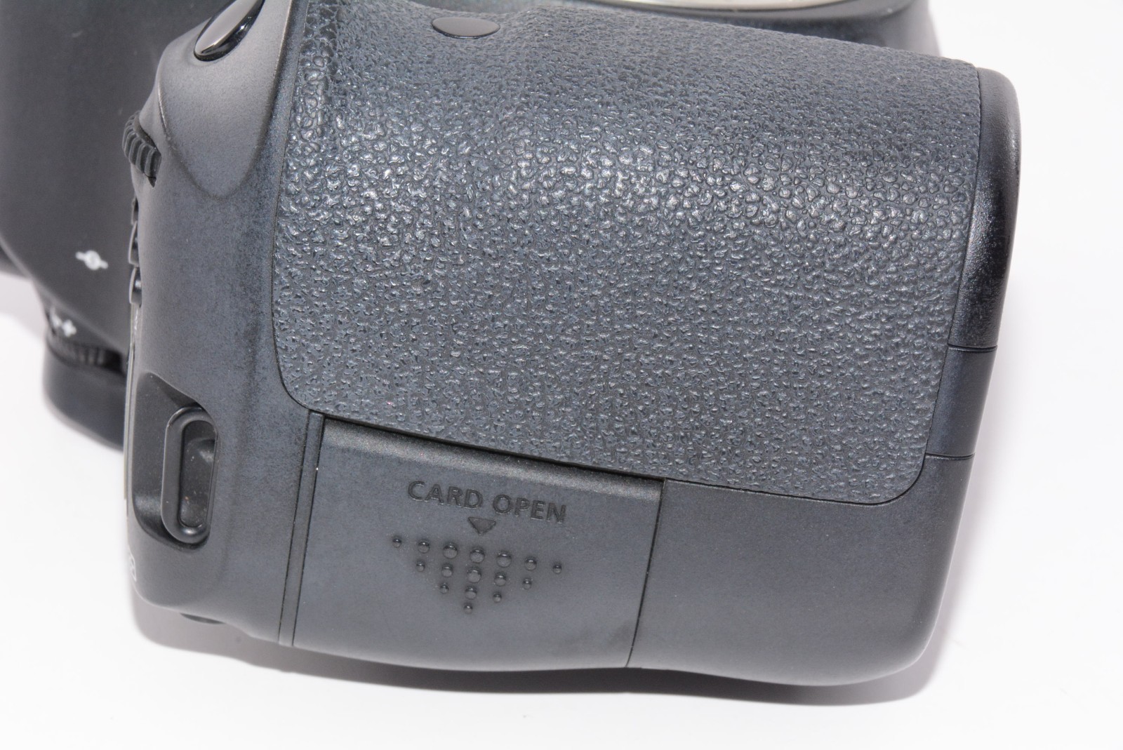[Exc+5/53136shots]Canon EOS 6D 20.2MP Digital SLR Camera From JAPAN #u11413