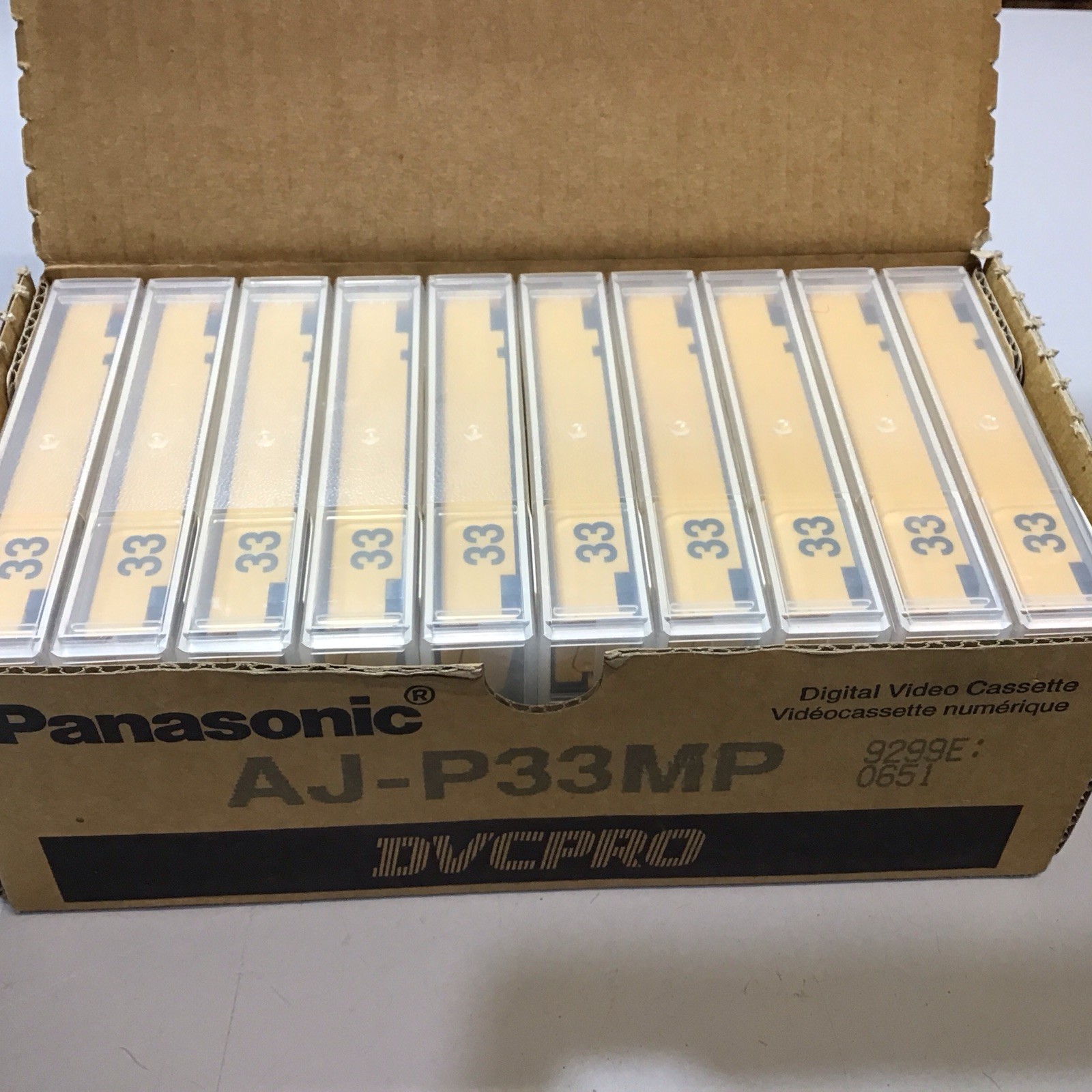 BOX OF 10 Panasonic DVCPRO AJ-P33MP Digital Video Cassettes Tapes 33min New