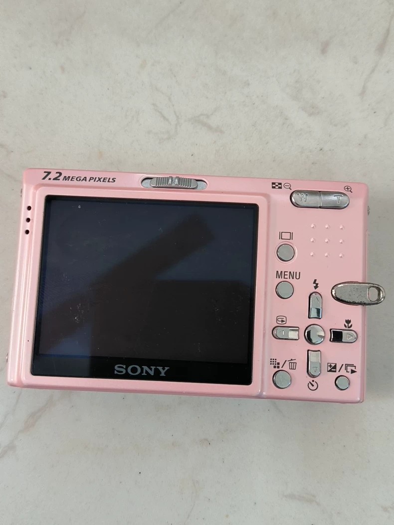 Sony Cyber-shot DSC-T10 7.2MP 3x Optical Zoom Digital Camera Pink