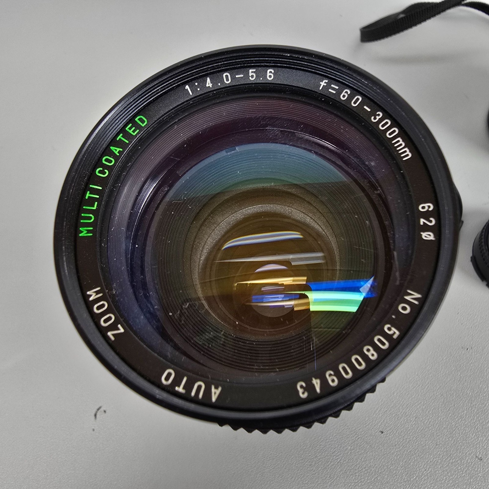 Sigma Multi Coated f=60-300mm 1:4.0-5.6 Auto Zoom Camera Lens With Case & Caps