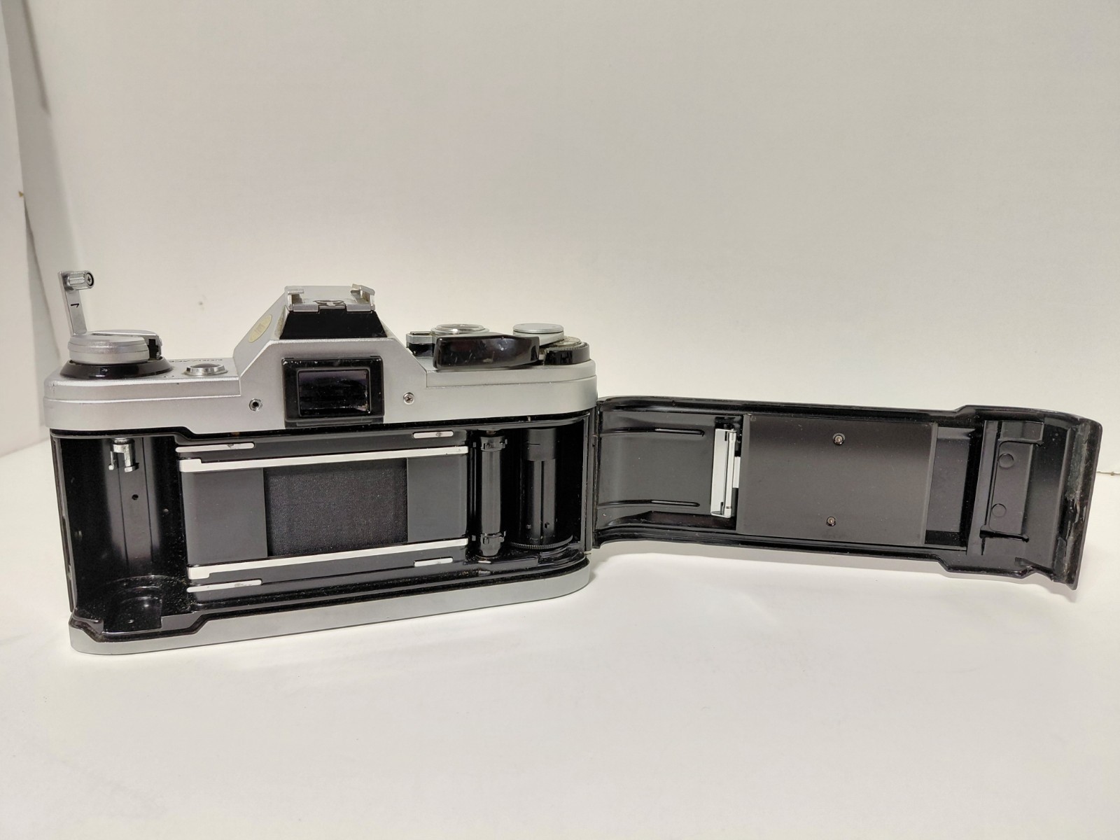 Canon AE-1 Silver 35mm Film Camera w/ Canon FD 28mm F/2.8 Lens – Tested