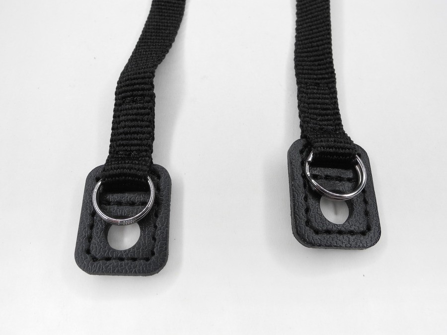Leica 9/16″ Camera Neck Strap w/ Metal Rings Included with D-LUX 7 (Fits Others)
