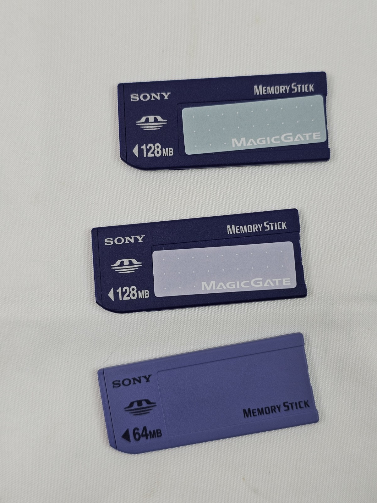 Sony MVC-FD92 Mavica Digital Camera Tested Case 2 Batteries Memory Cards Disks