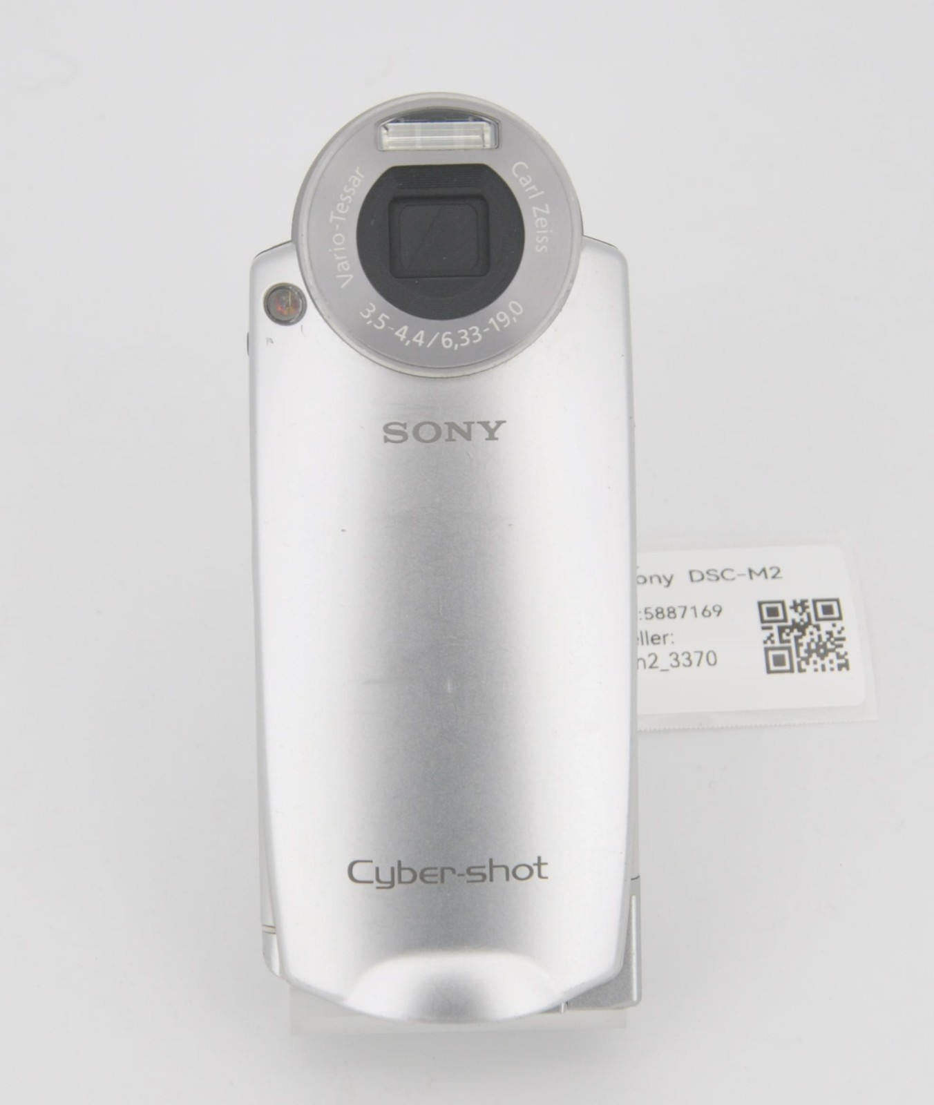 Near Mint –Sony Cyber-Shot Digital Camera DSC-M2 ( 5.1 Megapixel )–Silver