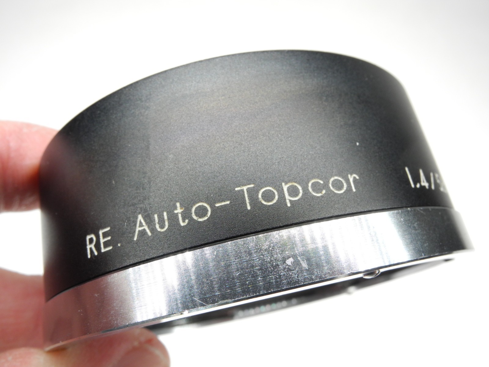Topcon Twist On Camera Lens Hood For RE. Auto Topcor 5.8cm 58mm f/1.4 (62mm)