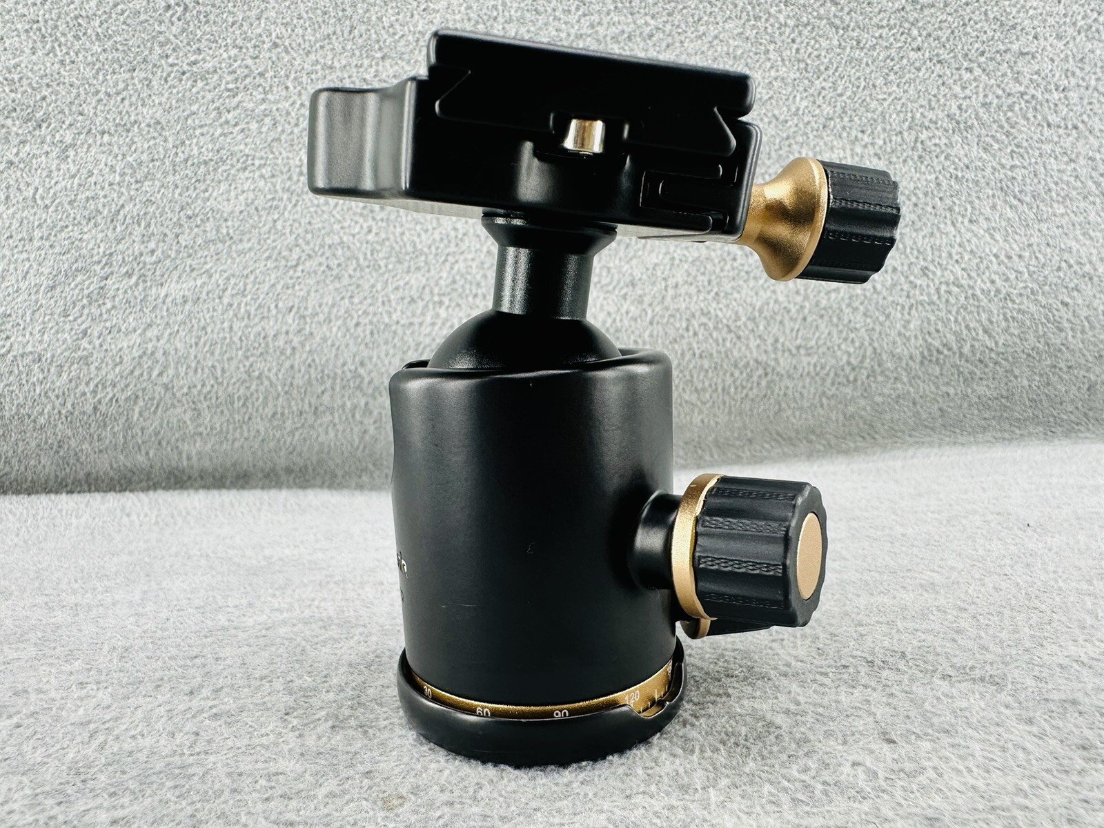 PERGEAR TH3 PRO – Tripod Ball Head Professional 360 Fluid Rotation Y1