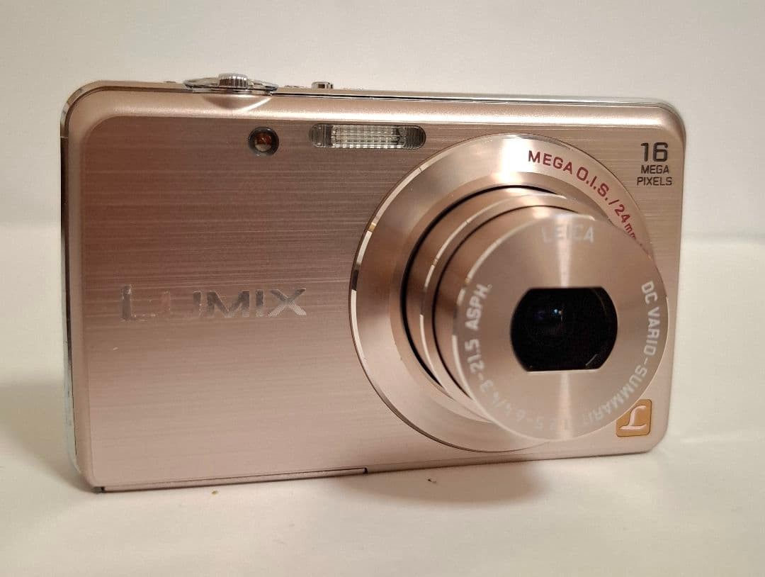 Panasonic LUMIX DMC-FH8 Pink Gold Digital Camera MINT English not available Gift