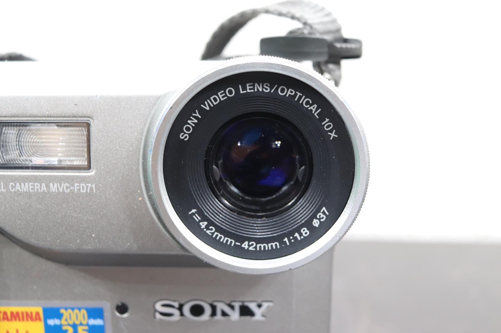 Sony Mavica MVC-FD71 0.4MP Digital Camera No Battery or Charger