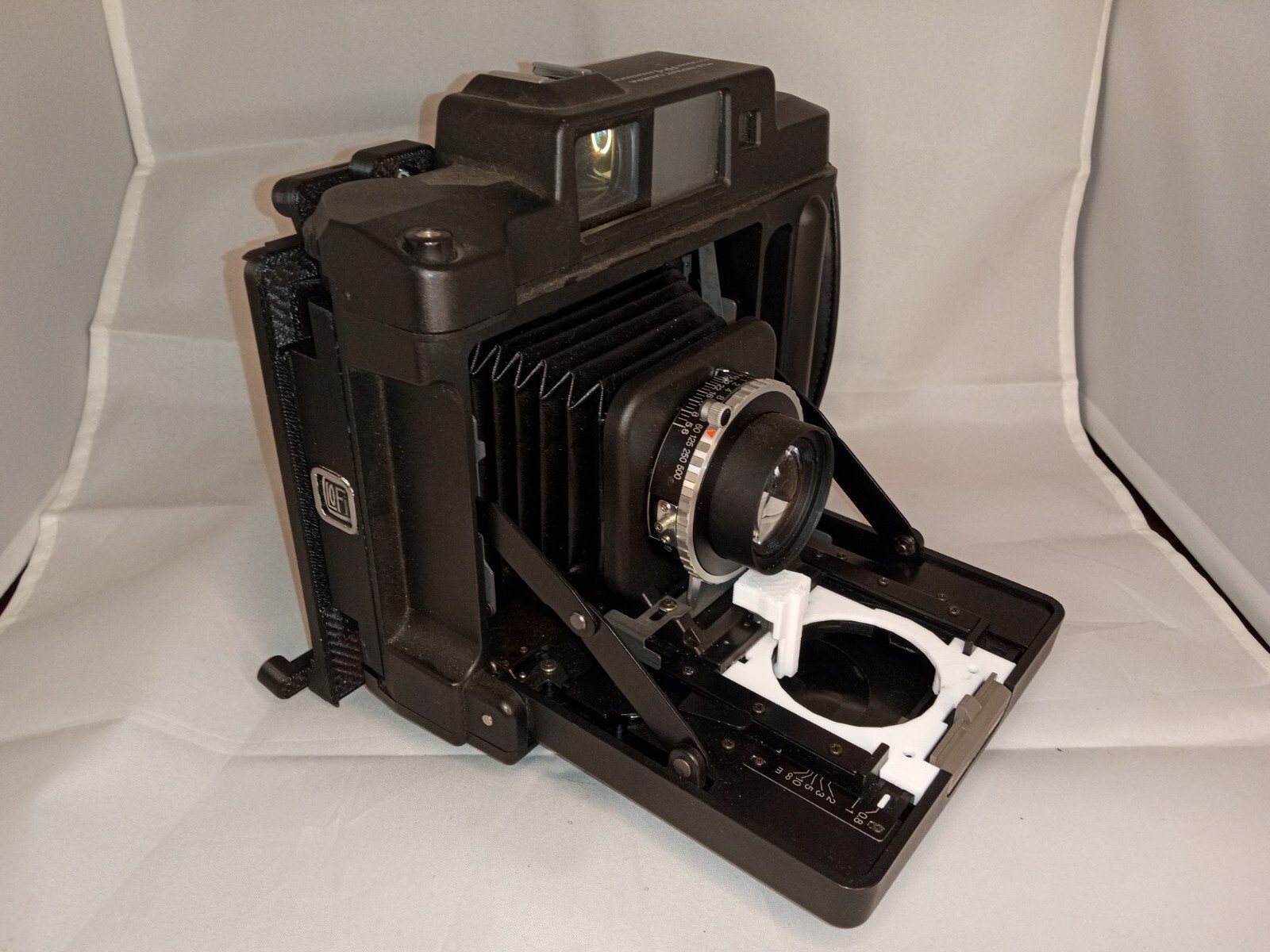 Fuji FP-1 rescue! Lo-Fi Non destructive conversion kit to 4x5gl . Lomograflok!!!