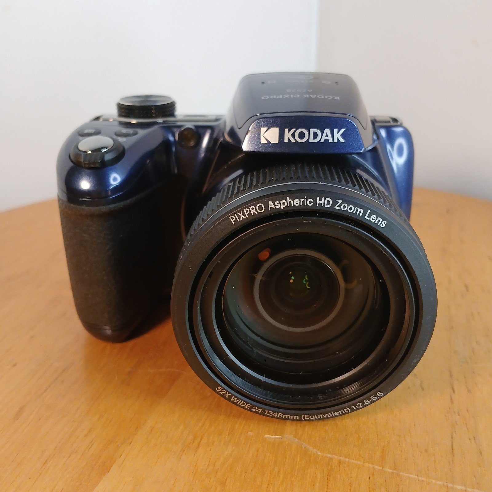 Kodak PIXPRO AZ528 16MP Bridge Camera – Midnight Blue AS IS FOR PARTS – READ