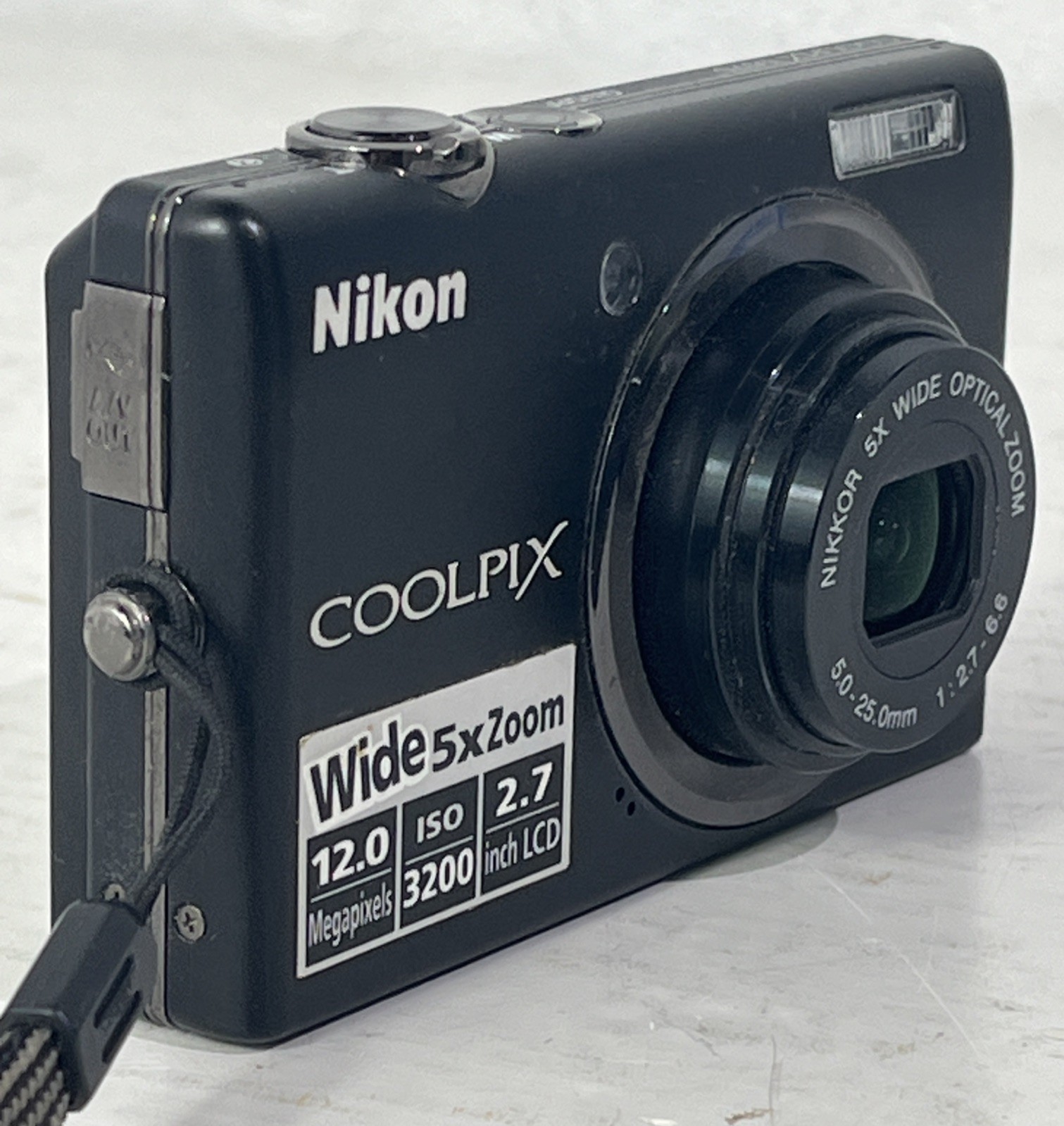 Nikon COOLPIX S570 12MP Compact Digital Camera 5x Optical Zoom Lens Error