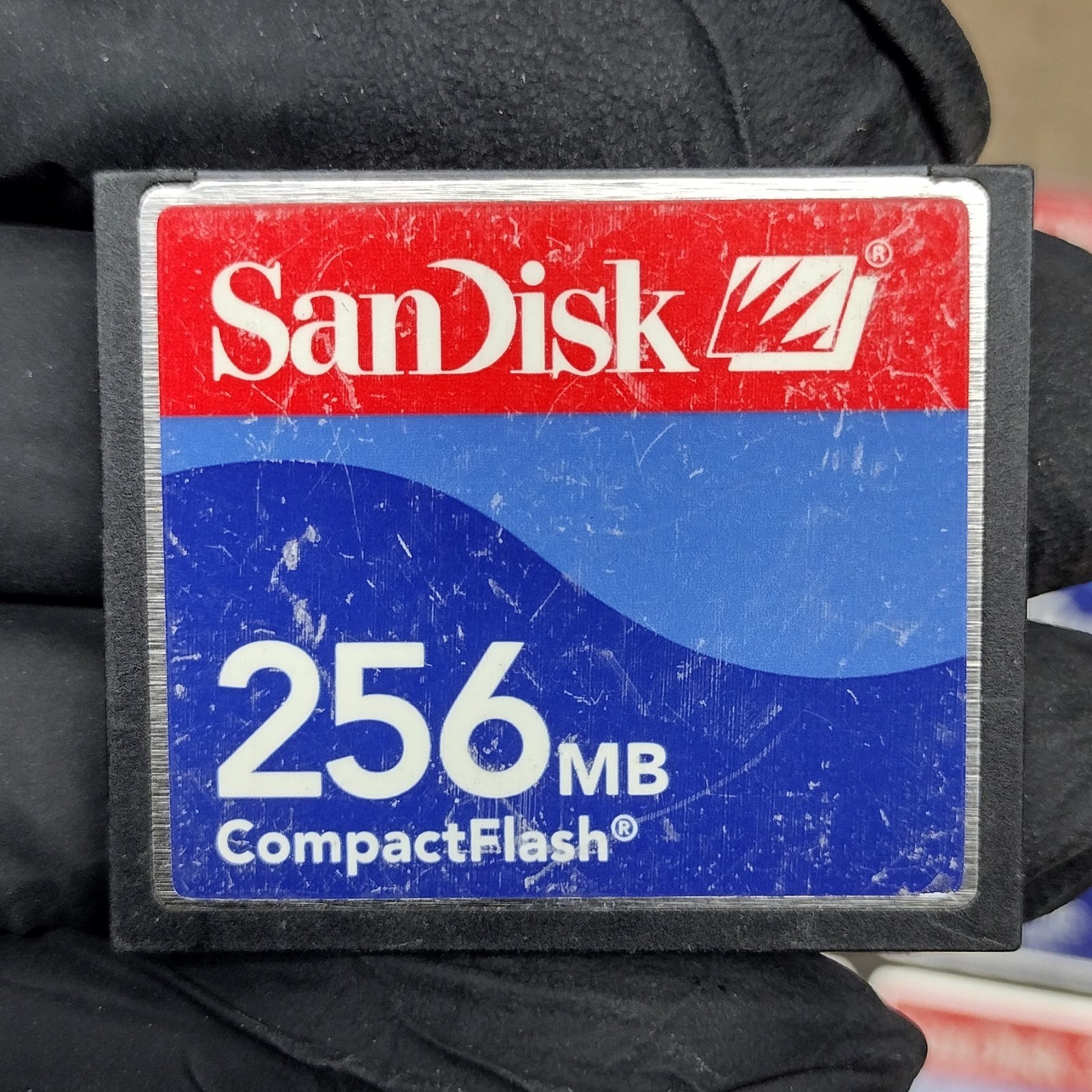Lot of 16 – SanDisk Compact Flash 256MB – USED