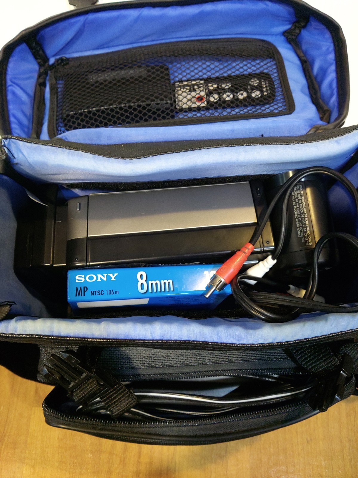 Sharp VL-E30 Viewcam – w/accessories Extra Battery Remote Charger New Tape Case