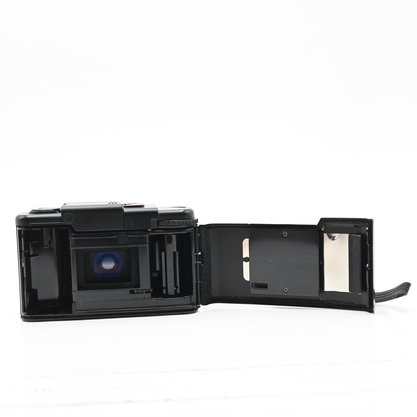 Olympus XA 35mm Rangefinder Camera Body *Inoperable #542