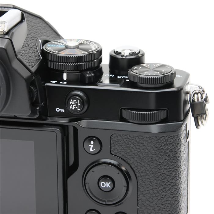 Nikon Z fc Black + Z 28mm F/2.8 Lens Kit #326 -Near Mint-