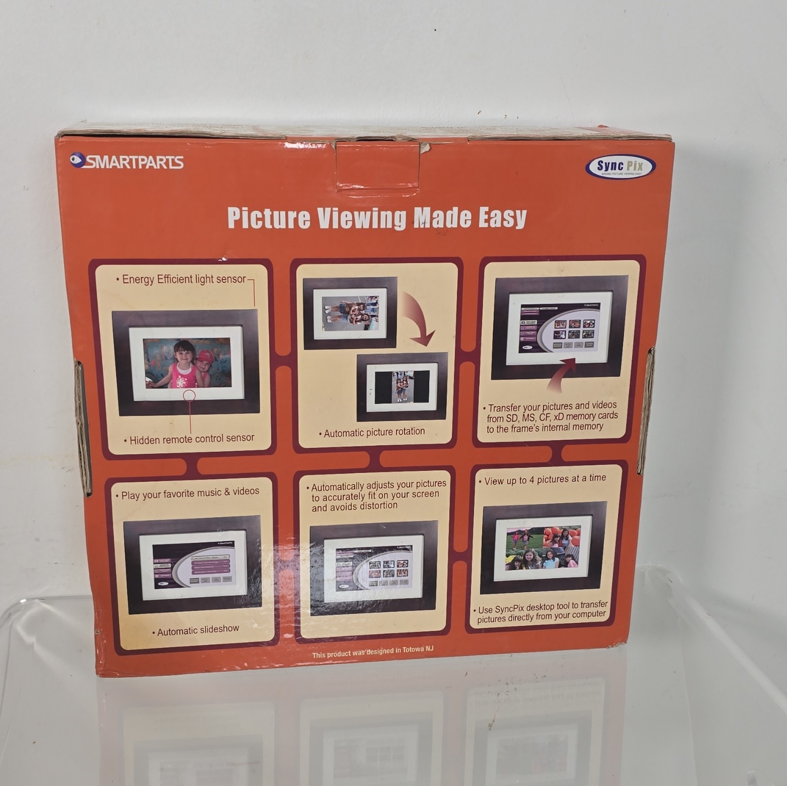 SmartParts SyncPix 7in LCD Digital Picture Frame 256MB USB Brown Remote