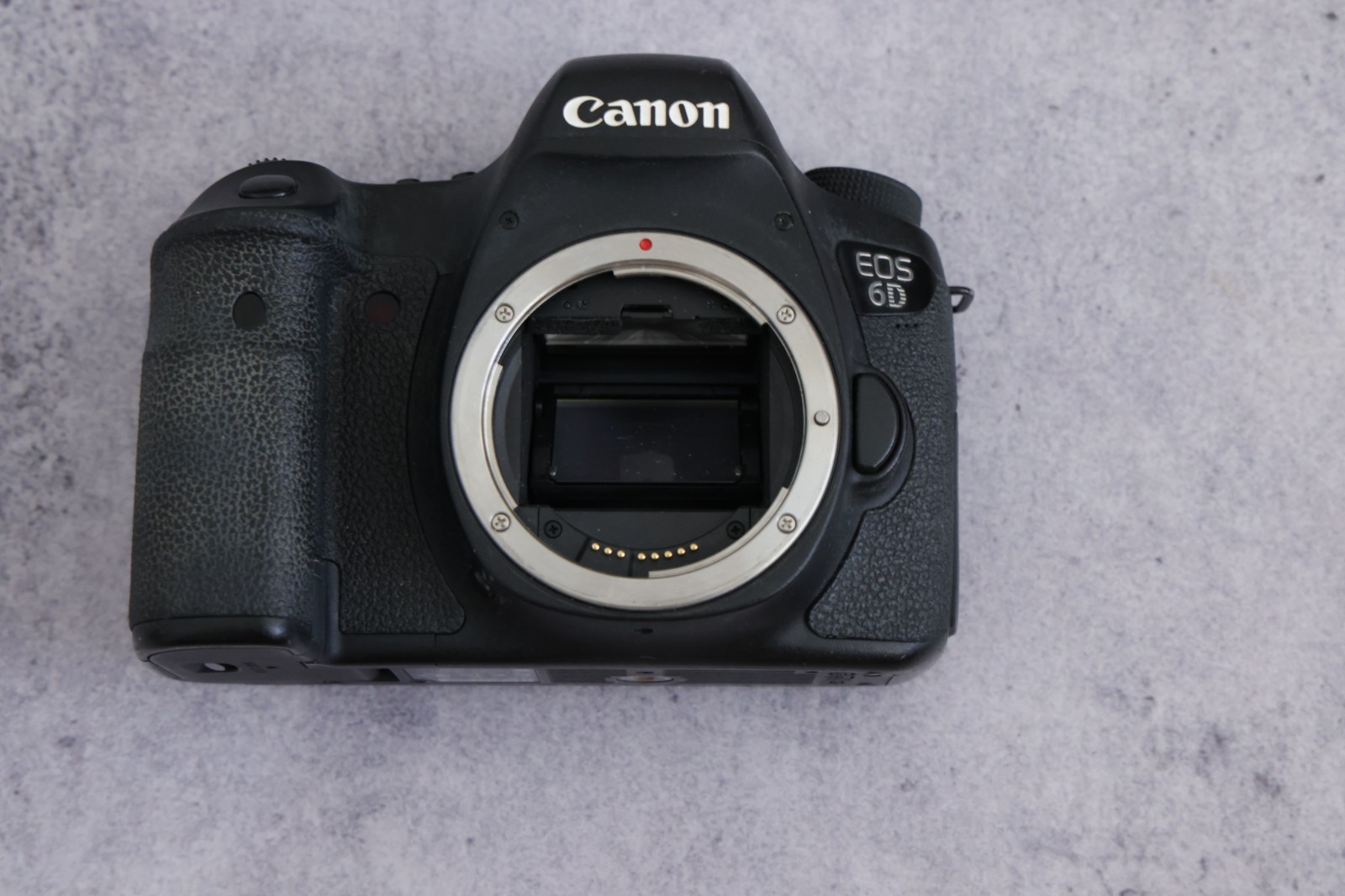 Canon EOS 6D 20.2MP Digital SLR Camera – Black For Repair Or Parts