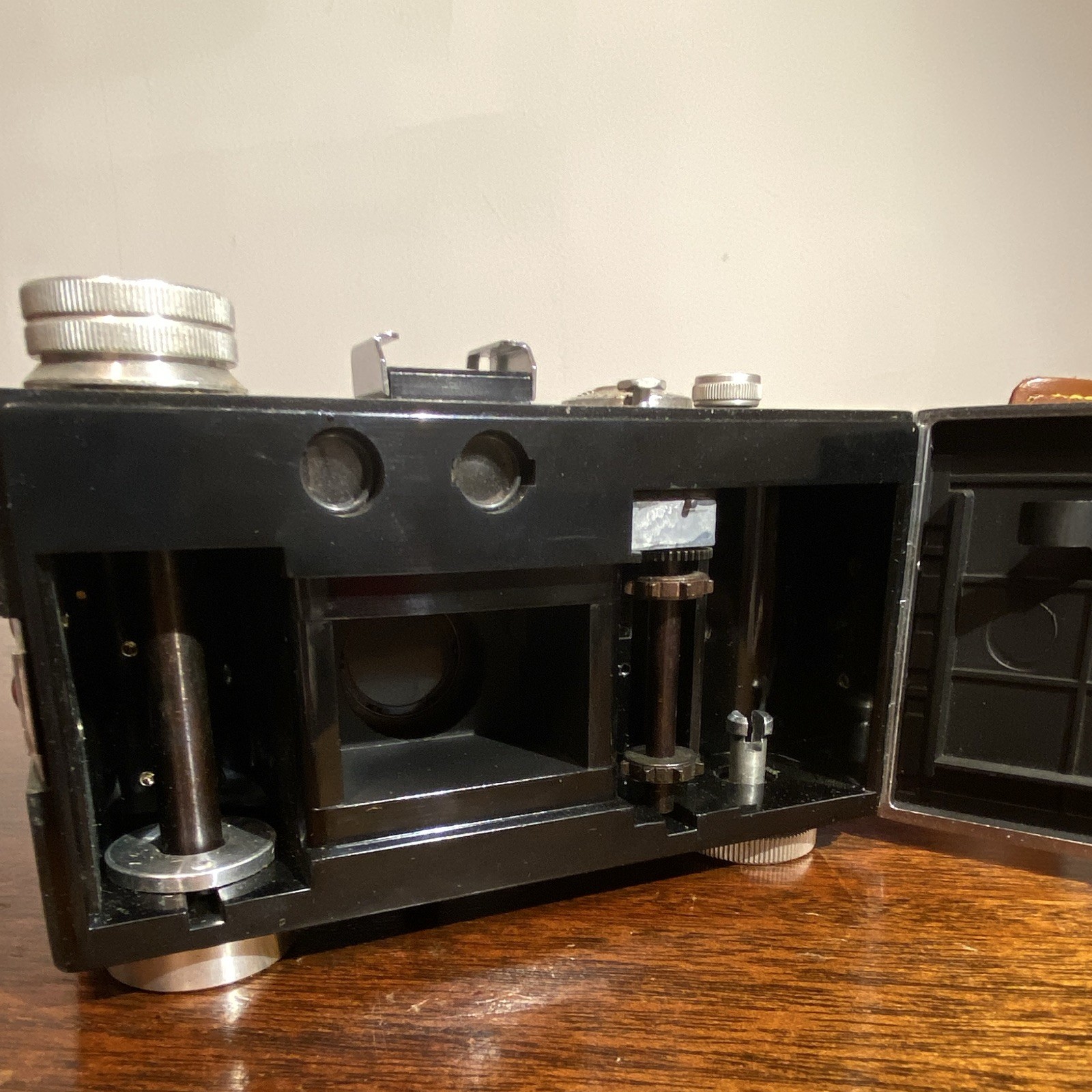 Argus C3 Rangefinder Match-Matic Tan 35mm “Harry Potter” Camera – Tested