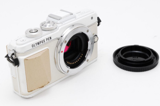 [Very Good] Olympus PEN E-PL7 Mirrorless Camera Body White Flash Japan