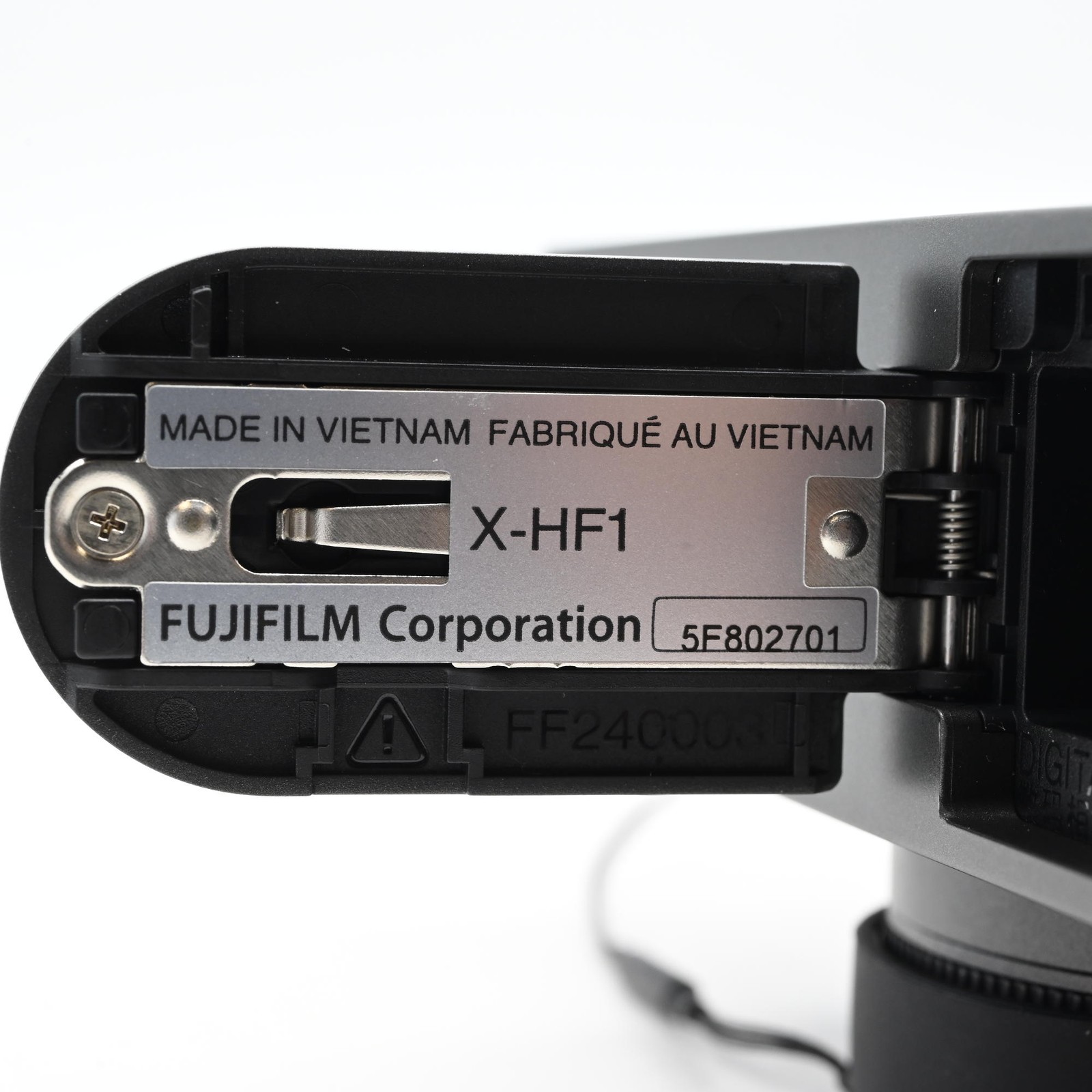 Fujifilm X Half Frame 18MP Digital Camera #701