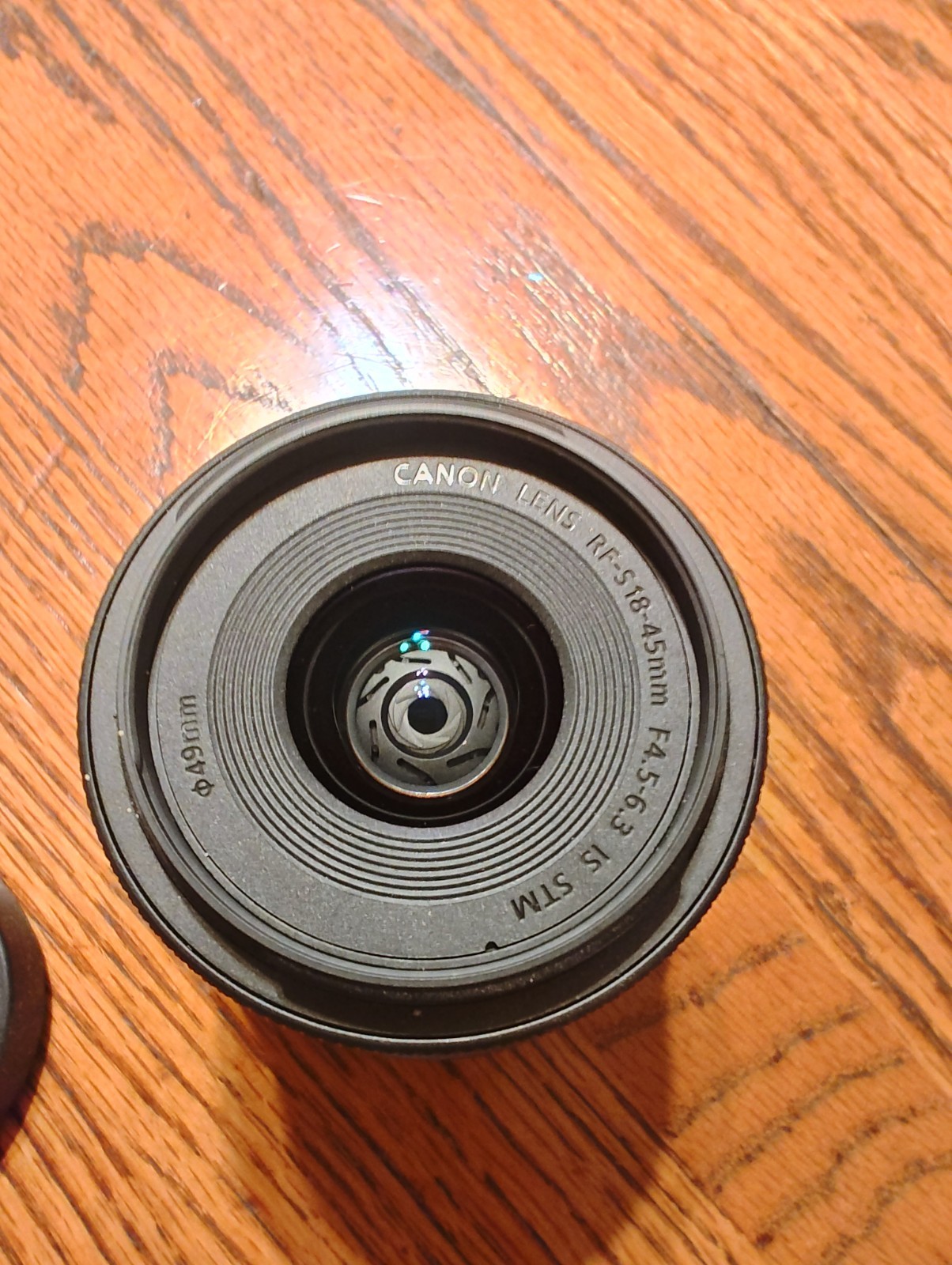 Canon RF-S 18-45mm f/4.5-6.3 IS STM Zoom Lens for Canon RF, very lightly used