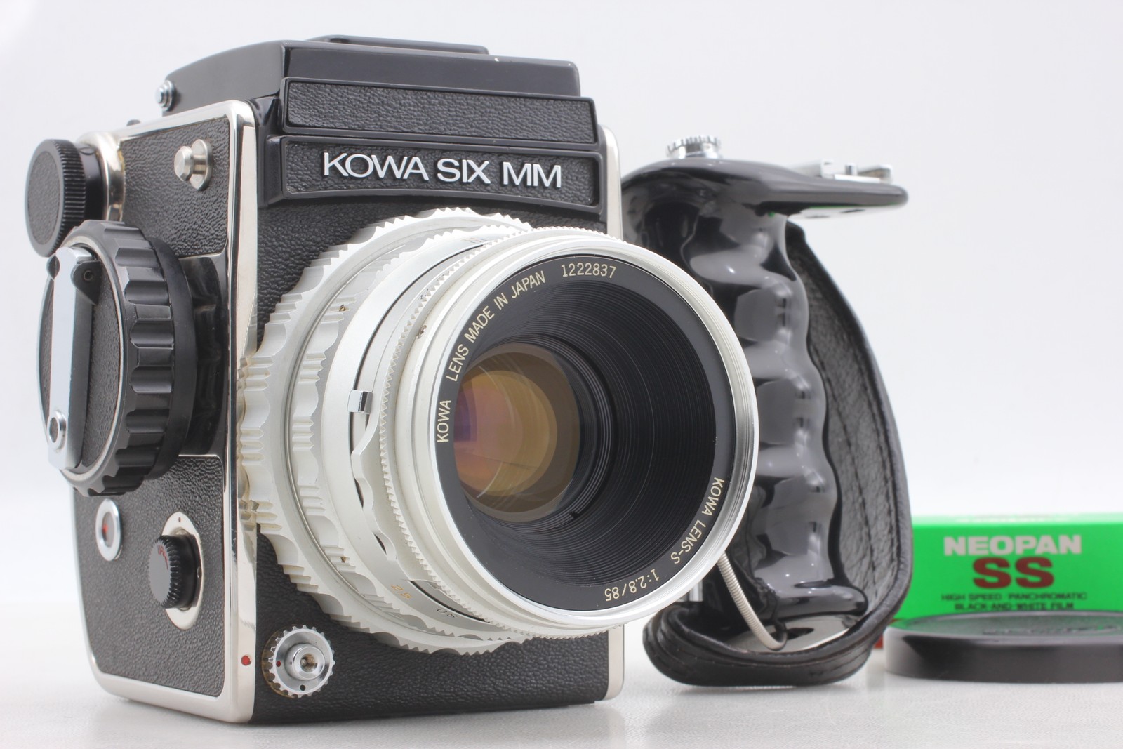 Near Mint : Kowa SIX MM Late Silver 6×6 Medium Format Film SLR 85mm f2.8 JAPAN