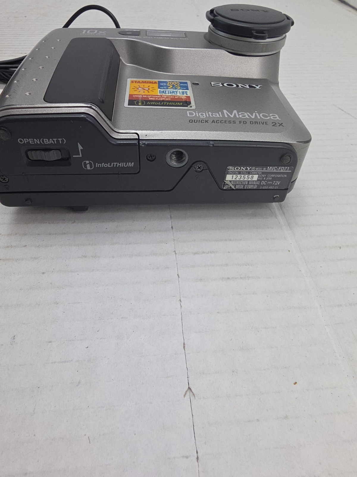 Sony Mavica MVC-FD71 10x Optical Zoom Digital Camera No Charger Untested