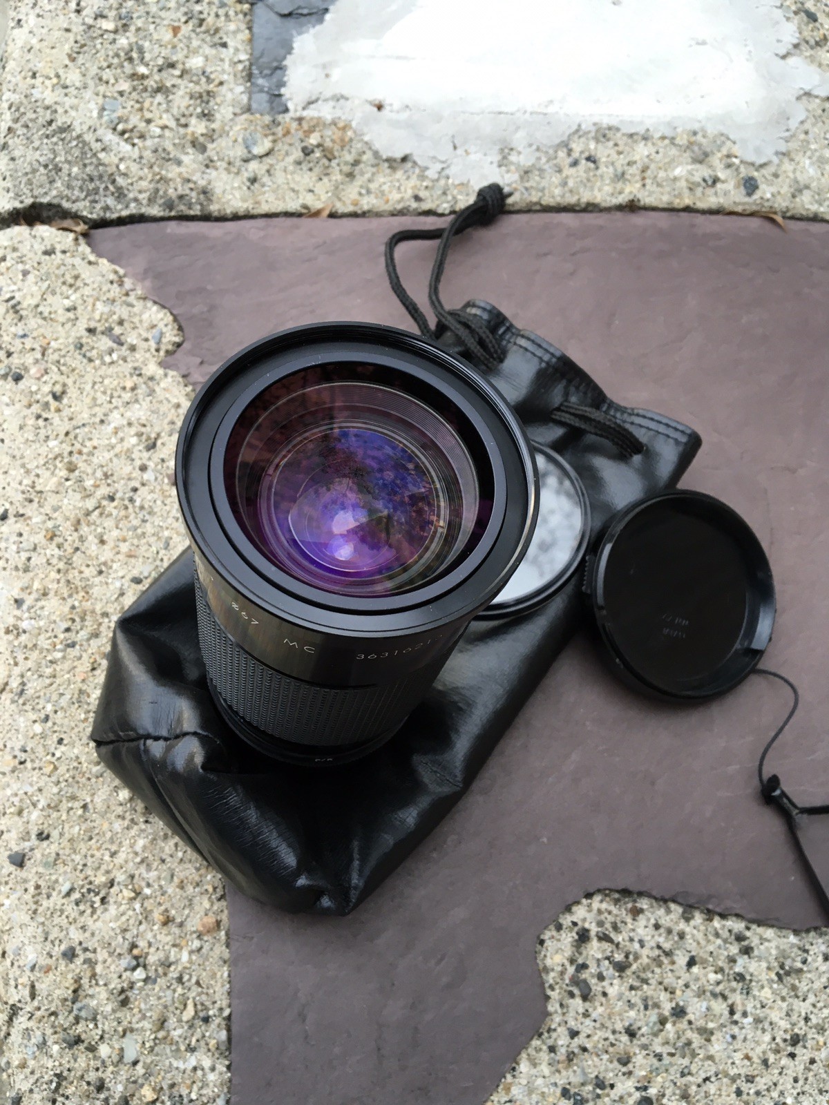 Kiron 28-105mm f/3.2-4.5 Macro 1:4 MC Lens w Lens Caps UV Filter & Bag Japan