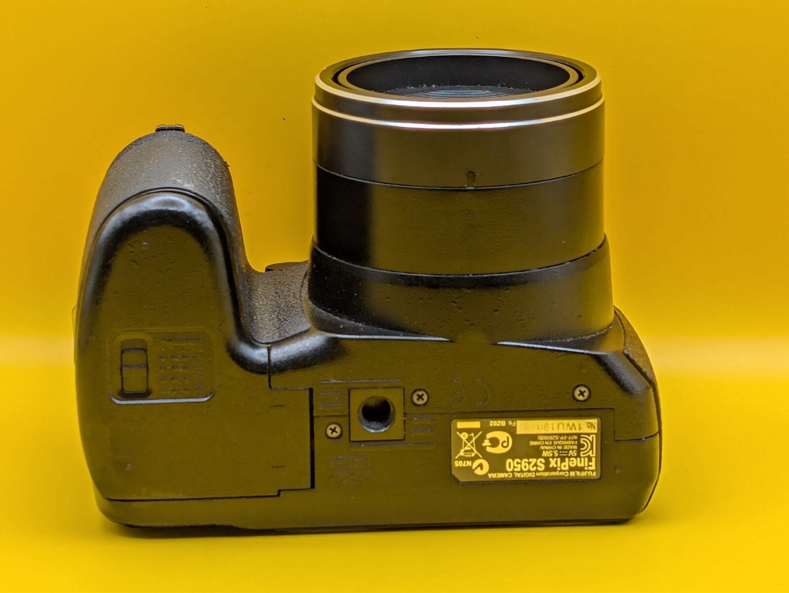 Fujifilm FinePix S2950 14mp