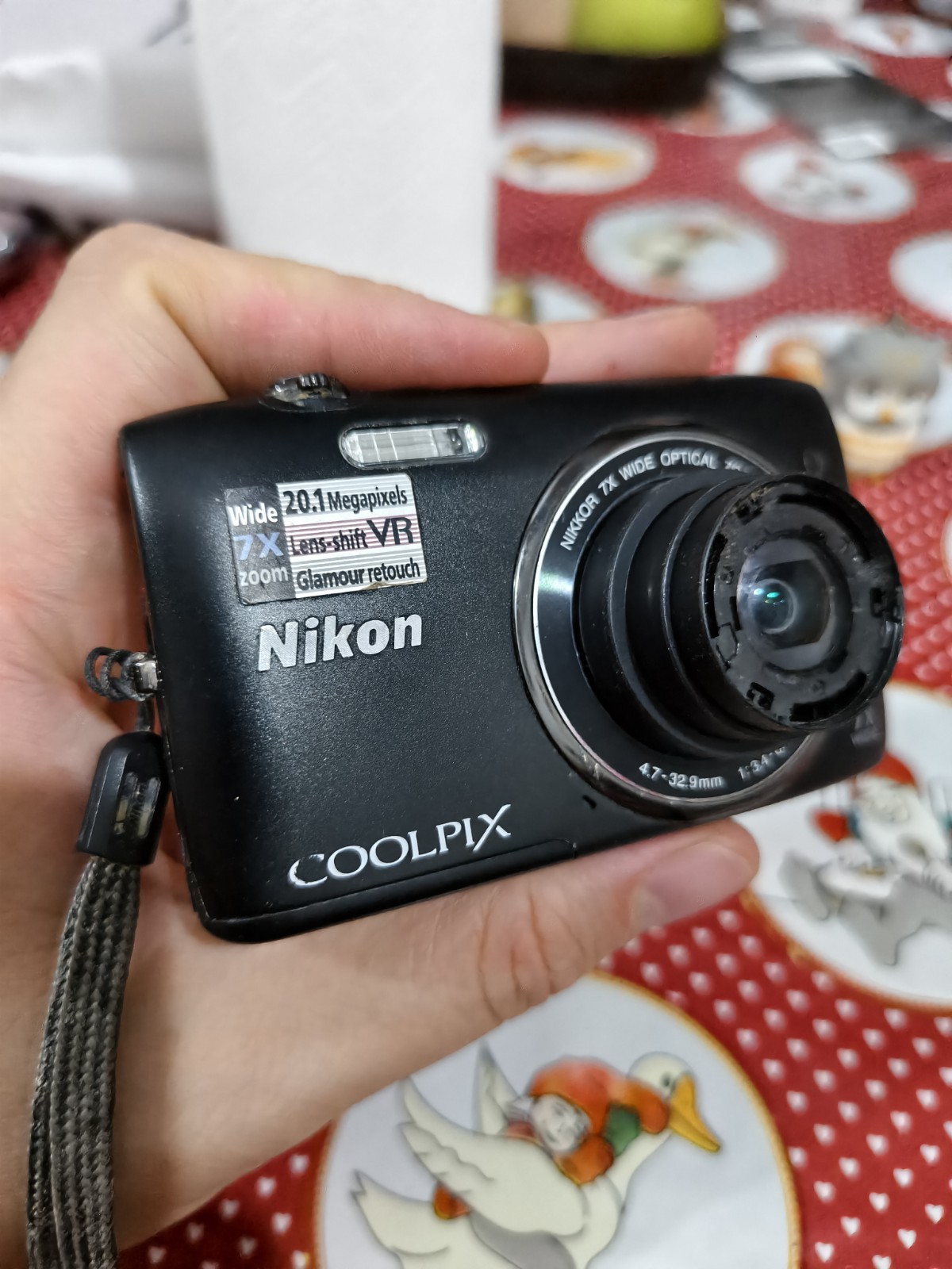 Nikon Coolpix S3500 Camera