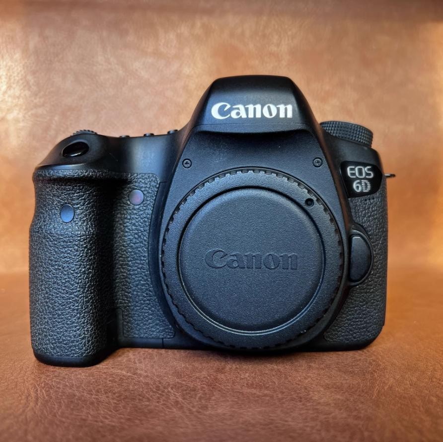 Canon 6D 20 2MP DSLR Full Frame Low Light Performance Camera