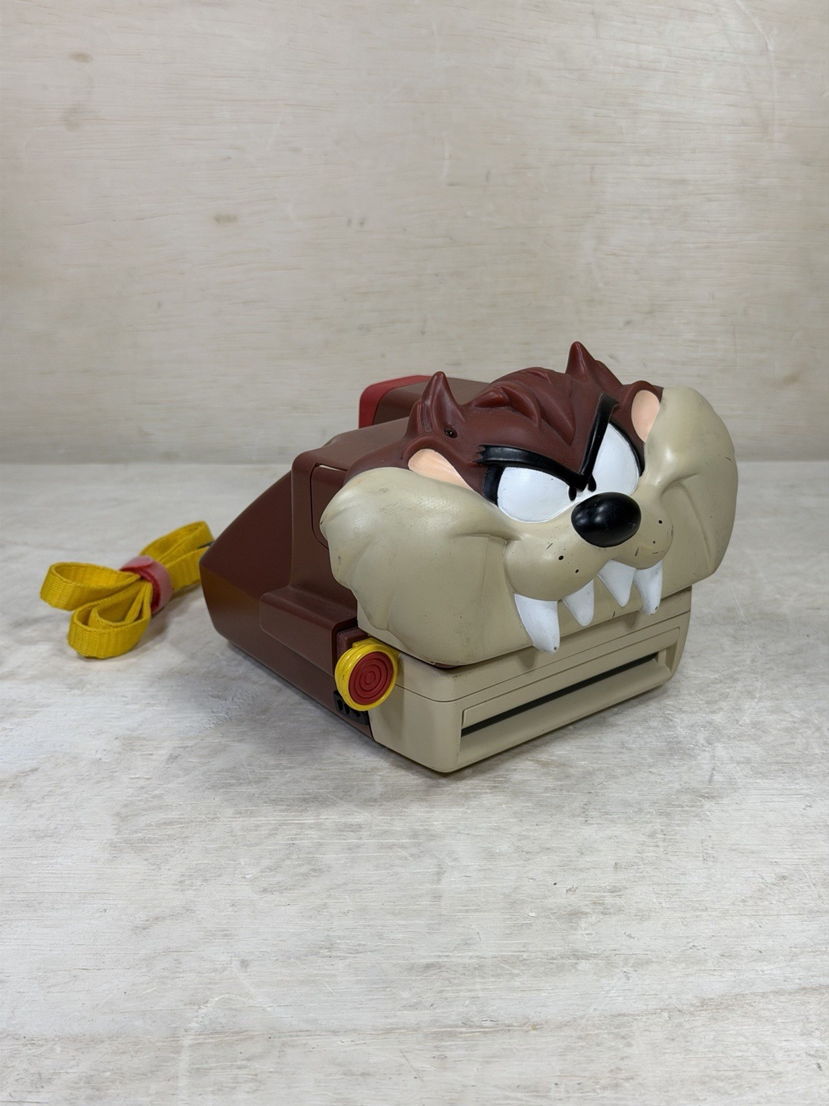 1999 Polaroid 600 Tasmanian Devil Taz Looney Tunes Instant Camera RARE