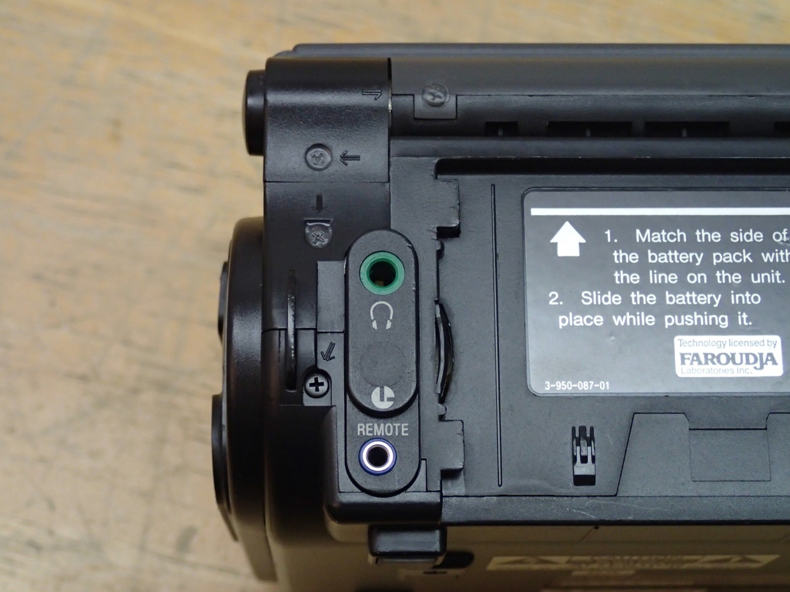 Sony GV-S50 Video 8 Walkman Recorder Monitor Works but Has Issues User Item