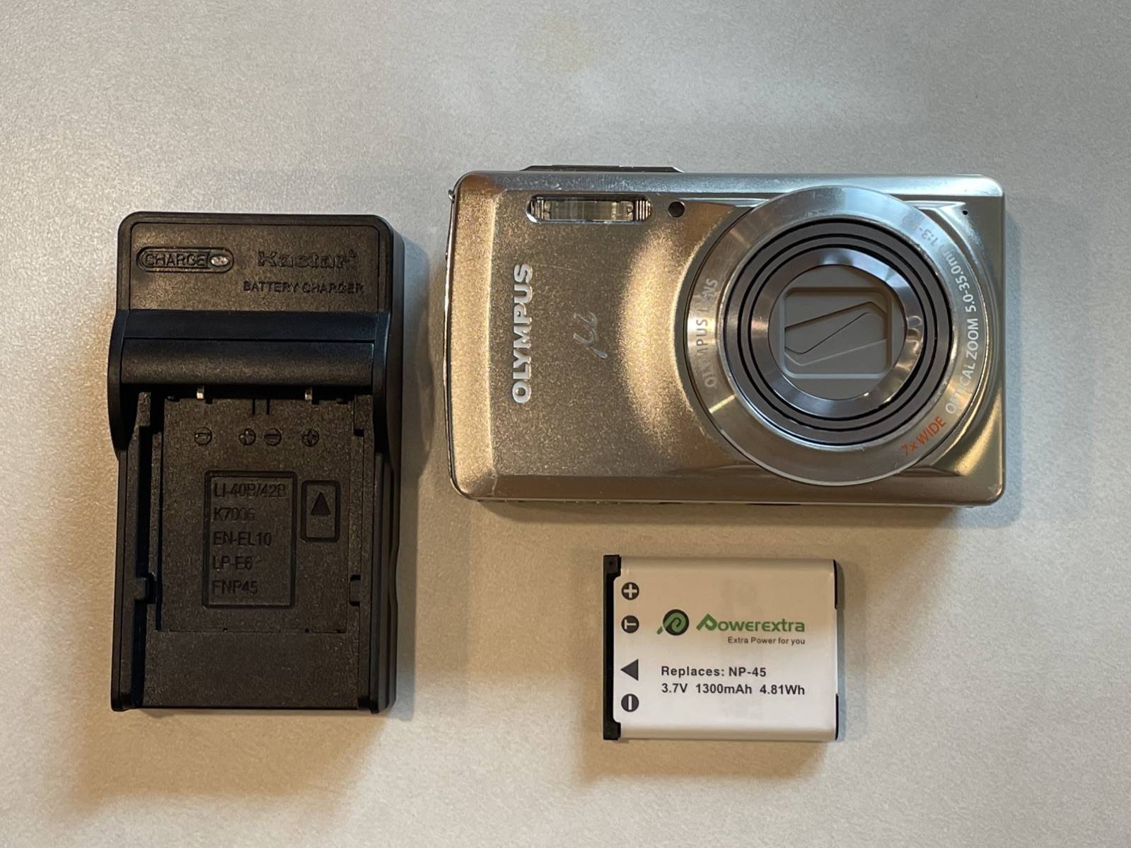 Olympus Stylus 7030 14.0MP Digital Camera