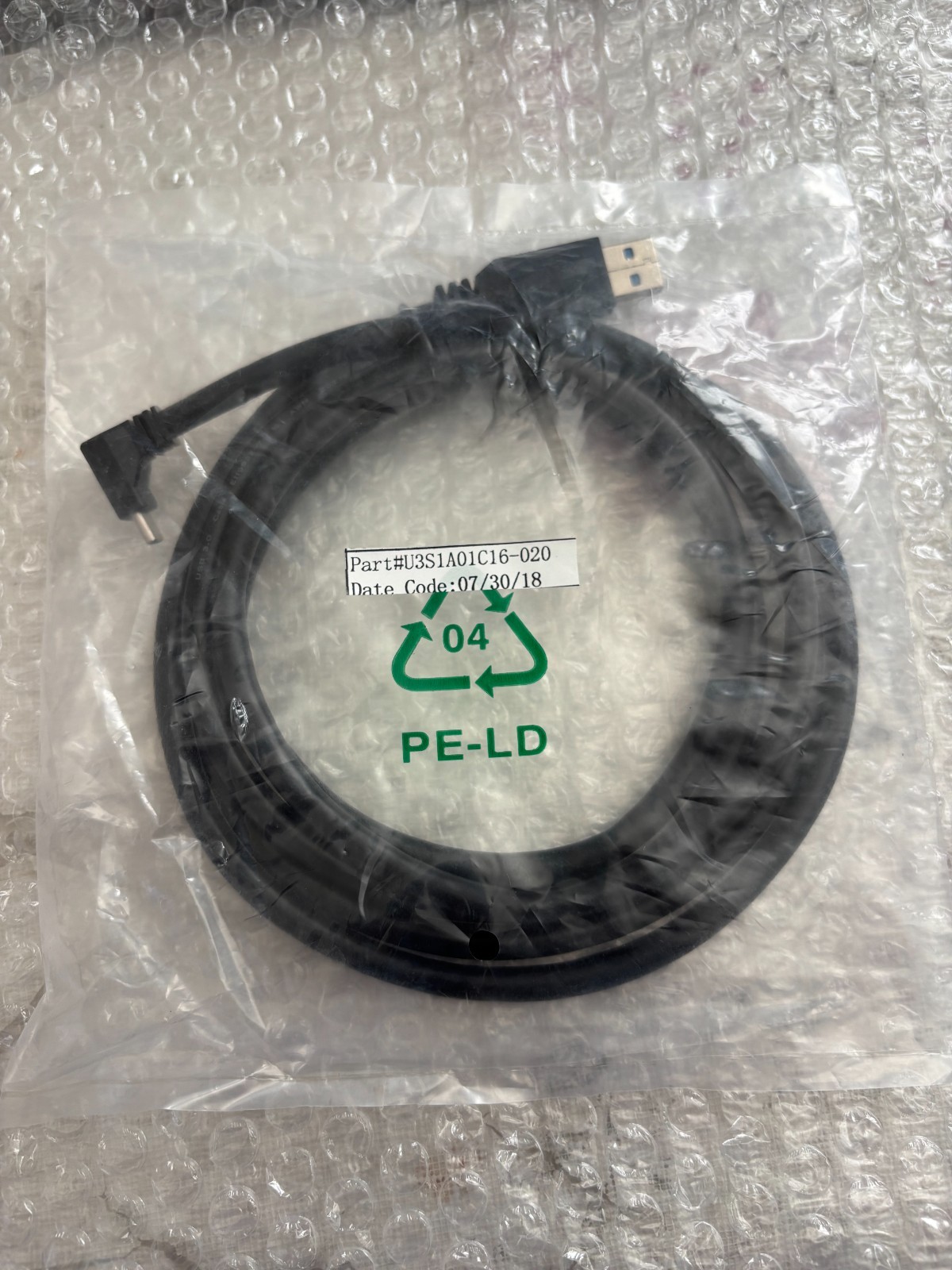 USB 3.0 Type-A to Right-Angle Micro-B Industrial Camera Cable, 2M U3S1A01C16-020