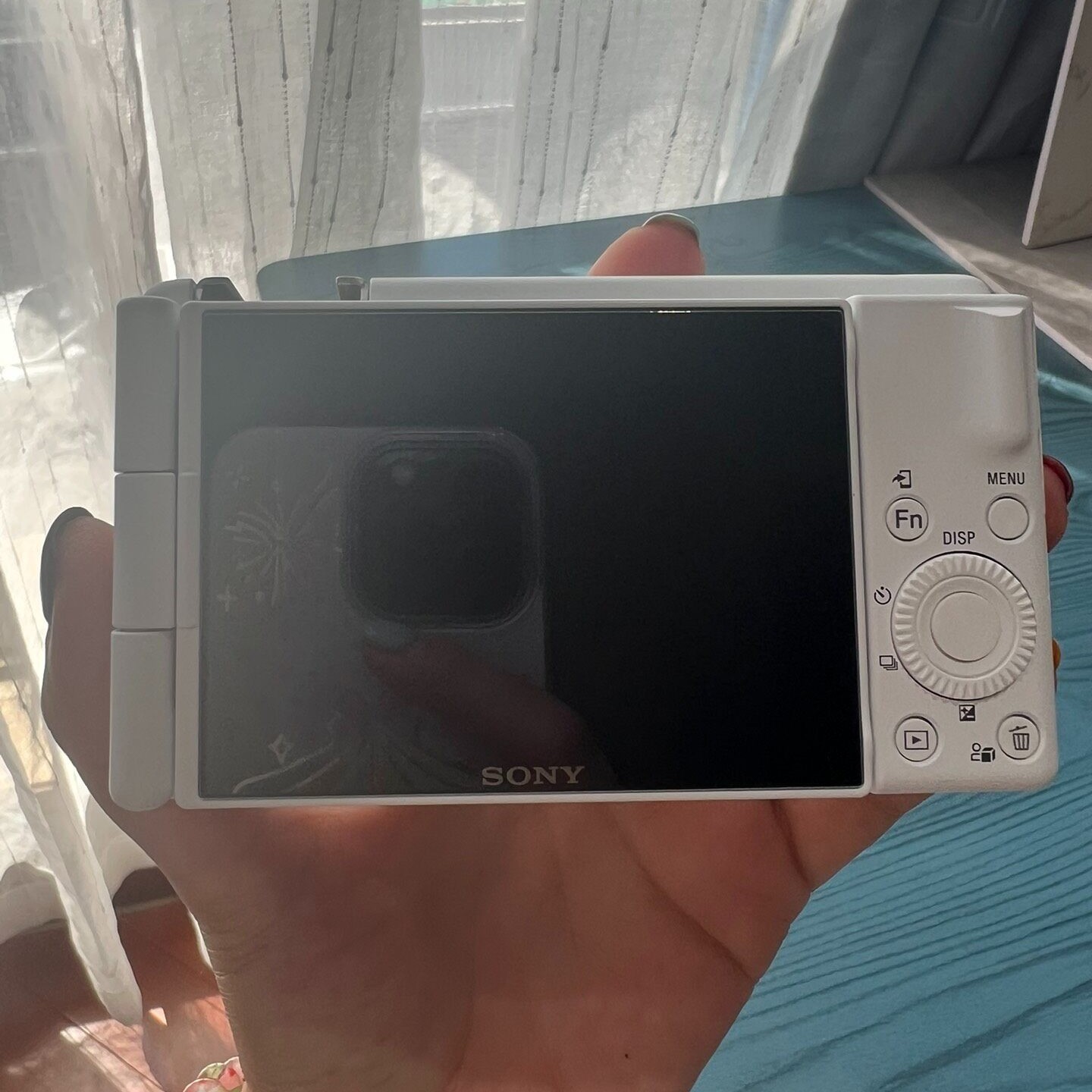 Sony ZV-1F 20.1MP 4K Video Recording f/2 Vlogging Compact Digital Camera – White