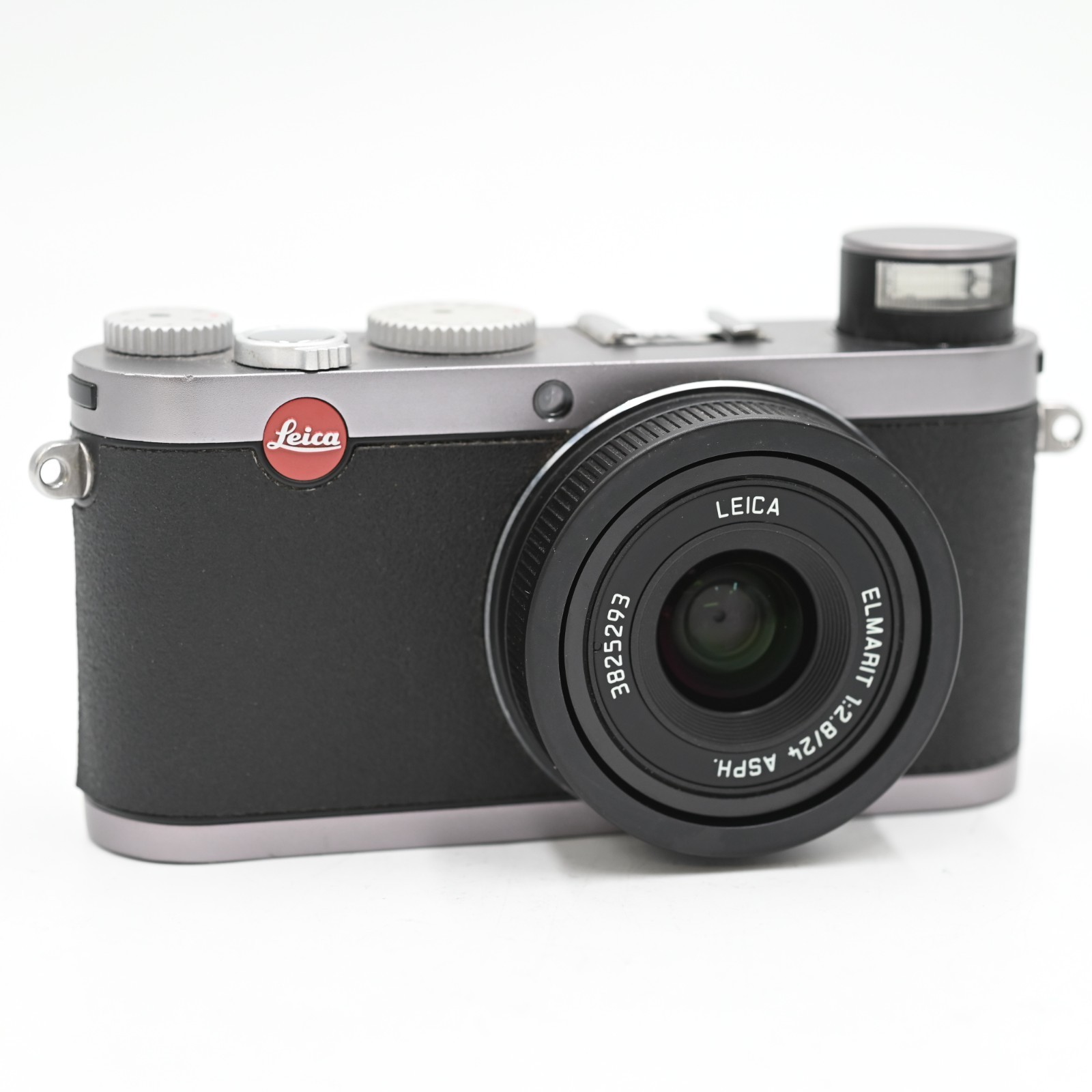 Leica X1 12.2MP Digital Camera 24mm f/2.8 ASPH [Excellent] US STOCK