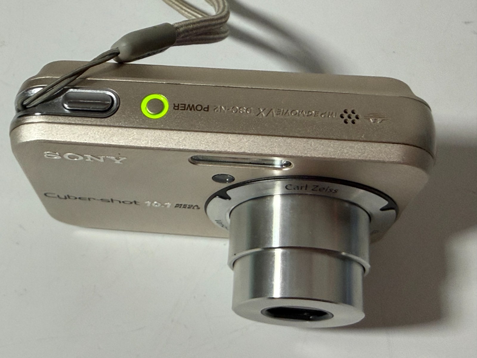 Sony Cyber-shot DSC-N2 10.1MP Digital Camera – Gold with Battery 4GB SD -TESTED