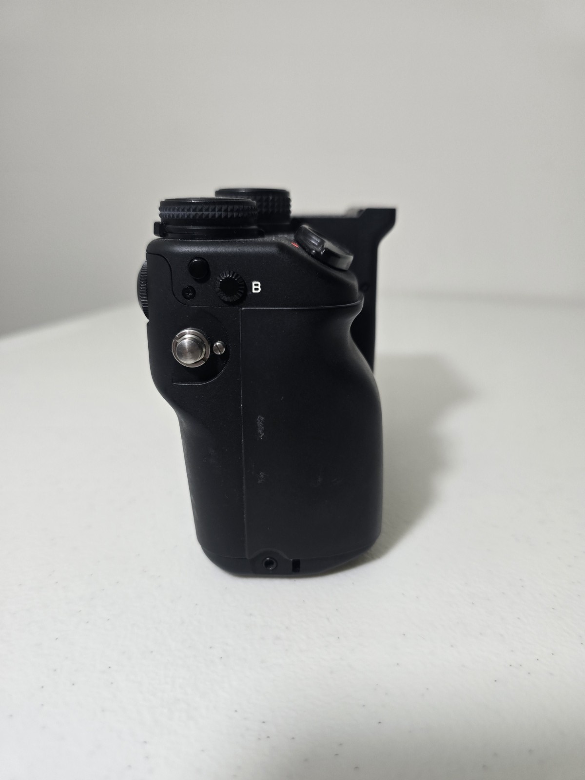 Contax 645 AF Medium Format SLR Auto Focus Film Camera Body *FOR PARTS #403